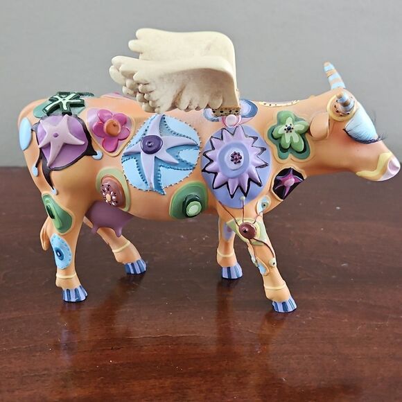Cow Parade Painted Cow With Wings - Picture 3 of 10